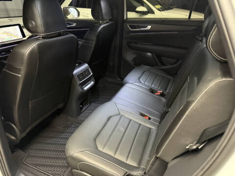 2024 Volkswagen Atlas Cross Sport SEL R-Line 4Motion
