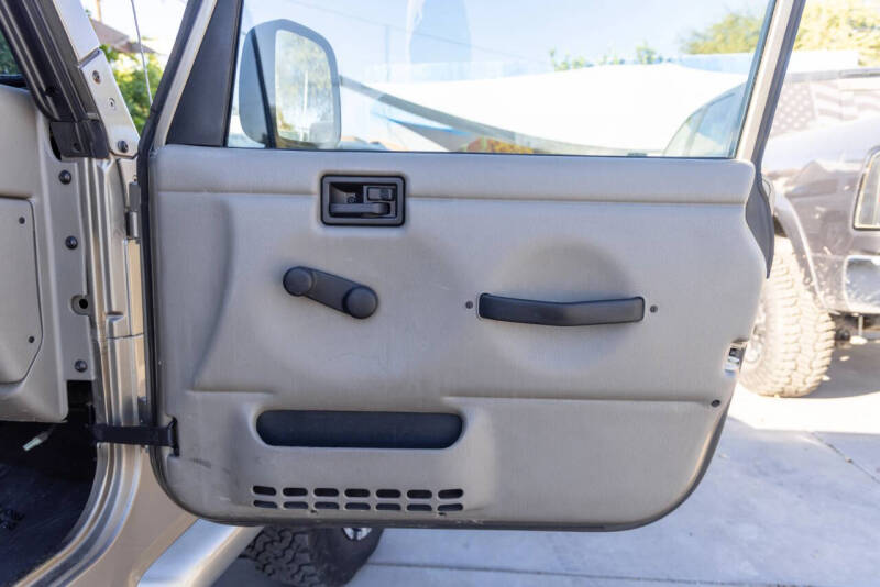 2003 Jeep Wrangler Sahara