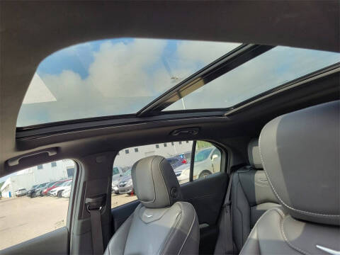 2022 Cadillac XT4 Premium Luxury