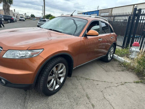 2004 Infiniti FX35