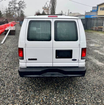 2010 Ford E-Series E-250