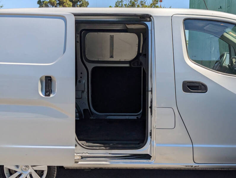2019 Nissan NV200