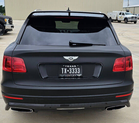 2018 Bentley Bentayga for sale at CAR MARKET AUTO GROUP in Sugar Land, TX