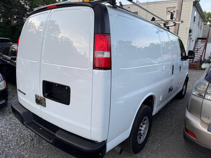 2017 Chevrolet Express 2500