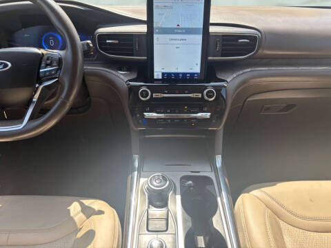 2021 Ford Explorer Platinum