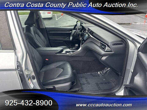 2019 Toyota Camry SE