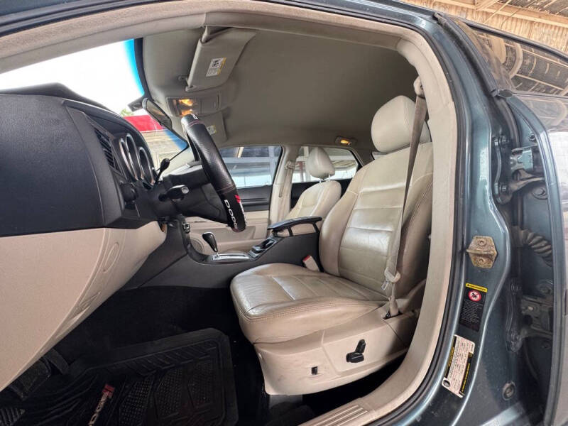 2005 Dodge Magnum RT