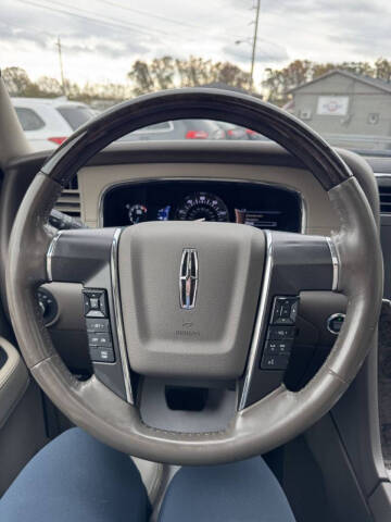 2017 Lincoln Navigator L Select