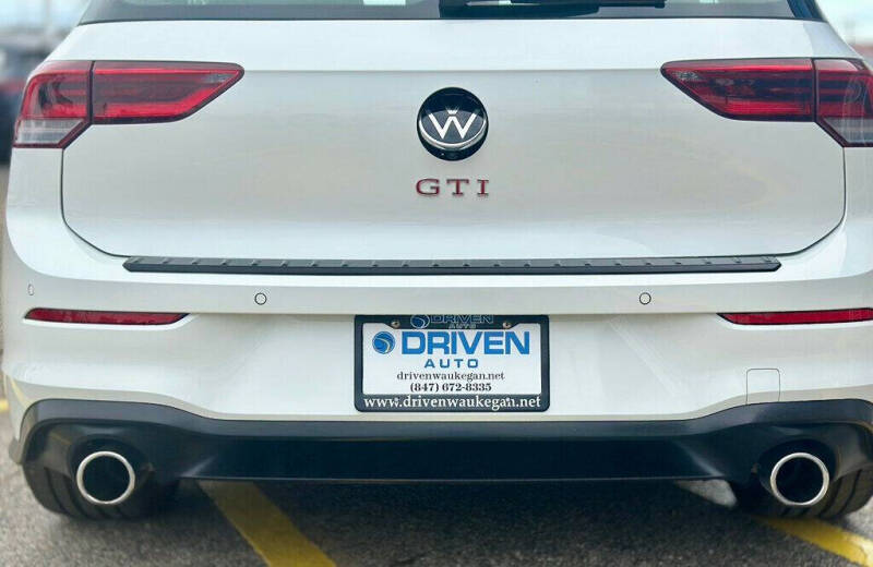 2024 Volkswagen Golf GTI 380 SE