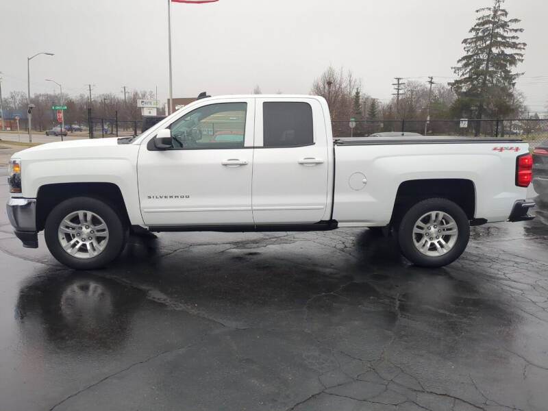 2016 Chevrolet Silverado 1500 for sale at Jim Douglas Auto Sales in Pontiac MI