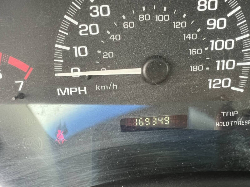 2004 Chevrolet Classic