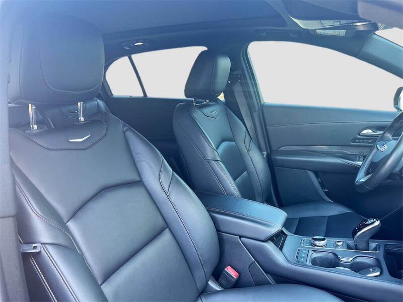 2023 Cadillac XT4 Sport