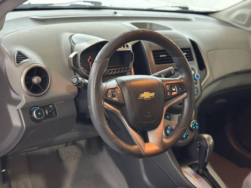 2012 Chevrolet Sonic LT