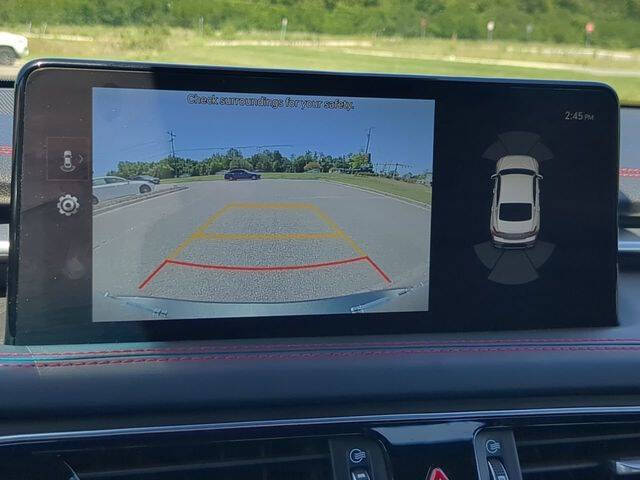 2023 Genesis G70