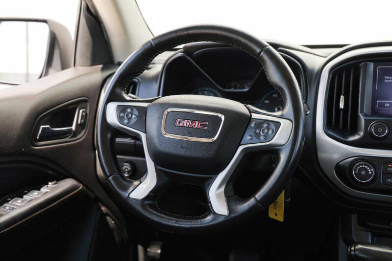 2017 GMC Canyon SLE