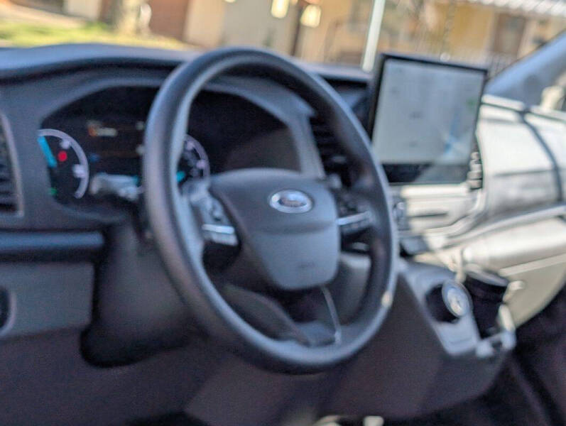 2023 Ford E-Transit 350