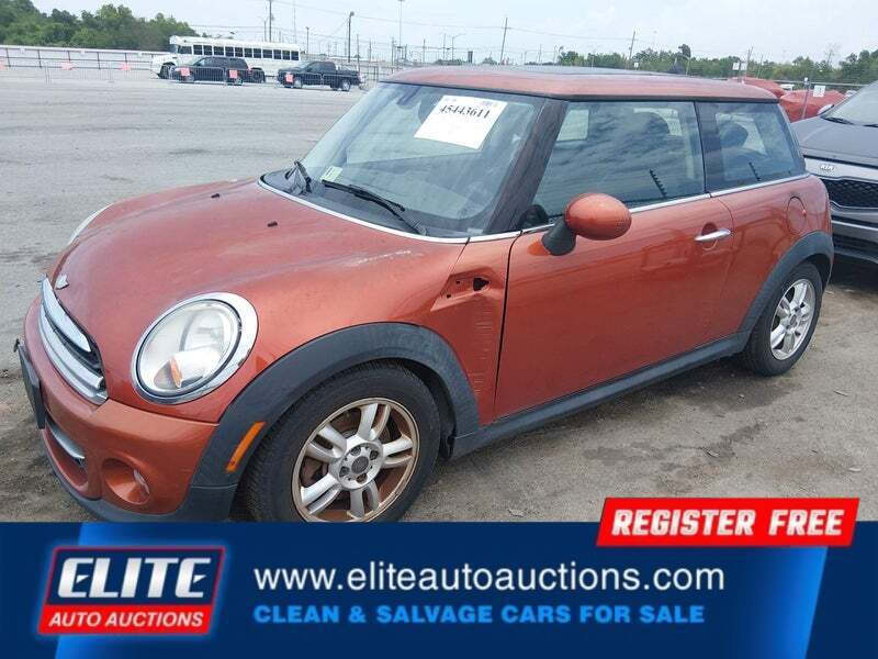 2013 MINI Hardtop Cooper
