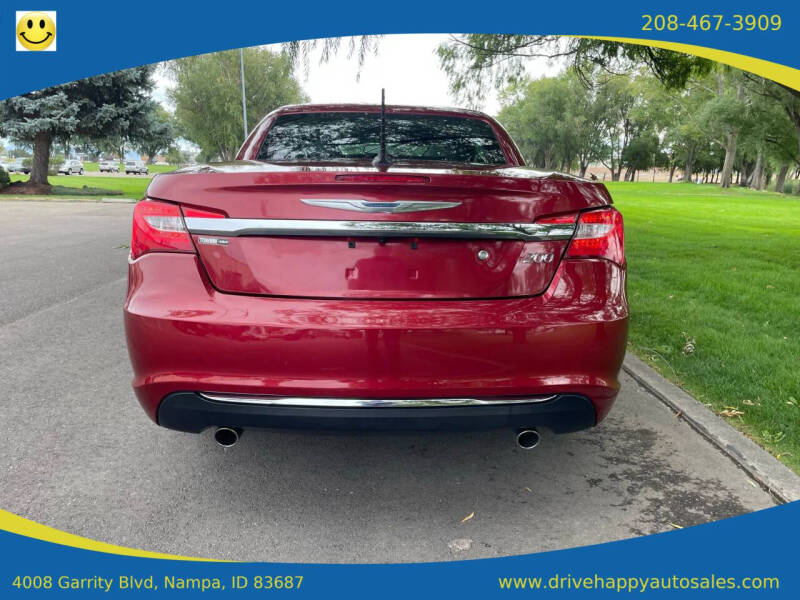 2014 Chrysler 200 Limited