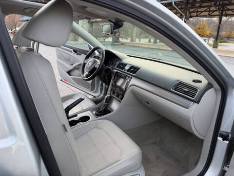 2014 Volkswagen Passat 2.0L TDI SE