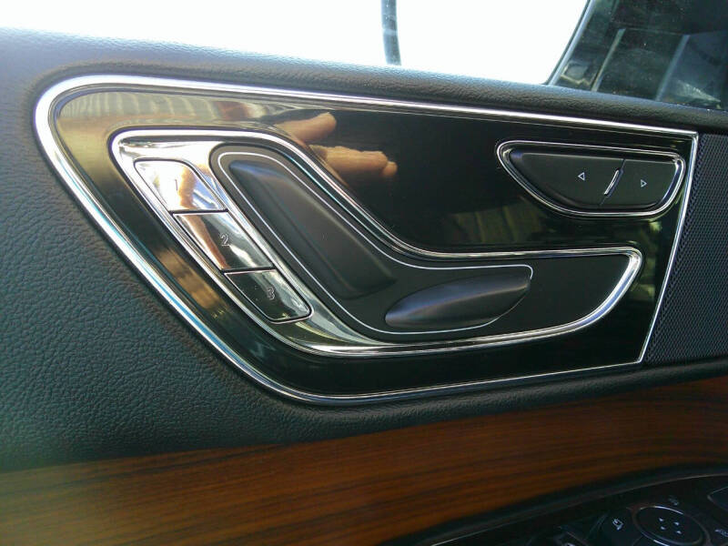 2018 Lincoln Navigator Select