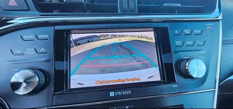 2013 Toyota Avalon Hybrid XLE Premium