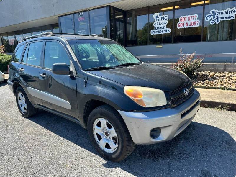 Toyota RAV4's photo