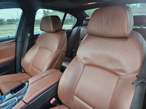 2012 BMW 5 Series 550i