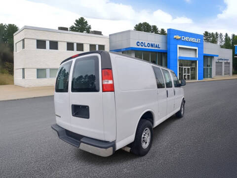 2022 Chevrolet Express 2500