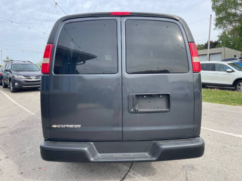 2015 Chevrolet Express LS 2500