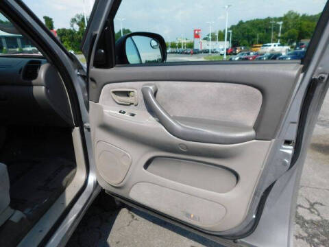 2001 Toyota Sequoia SR5