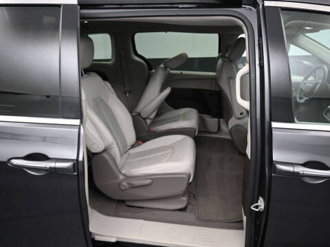 2021 Chrysler Pacifica Hybrid Touring L