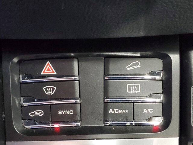 2017 Porsche Macan S