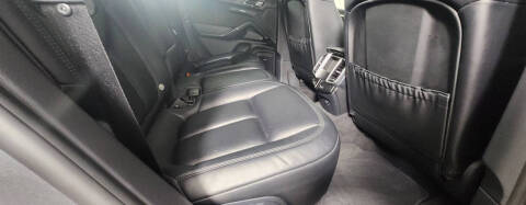 2016 Porsche Cayenne GTS