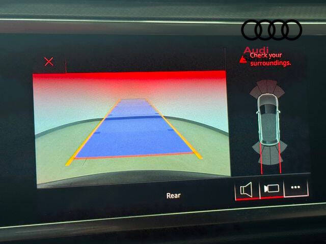 2021 Audi Q3 quattro S line Premium 45 TFSI