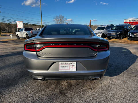 2017 Dodge Charger SXT