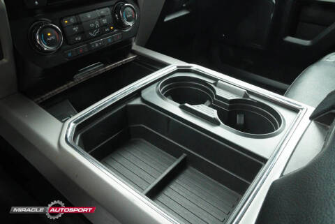 2017 Ford F-350 Super Duty Lariat