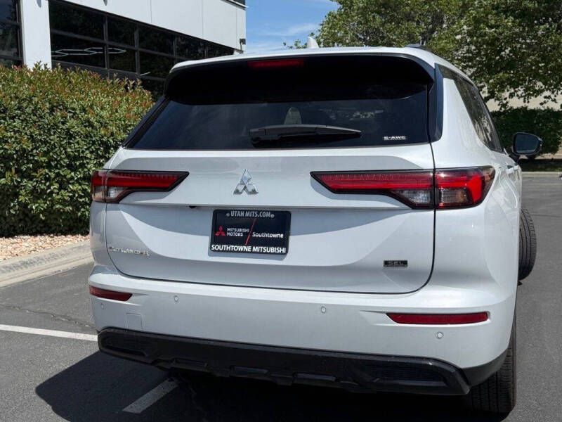 2024 Mitsubishi Outlander