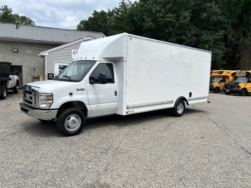2021 Ford E-Series E-450 SD