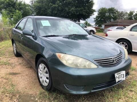 2005 Toyota Camry for sale at B AND D AUTO SALES in Spring TX