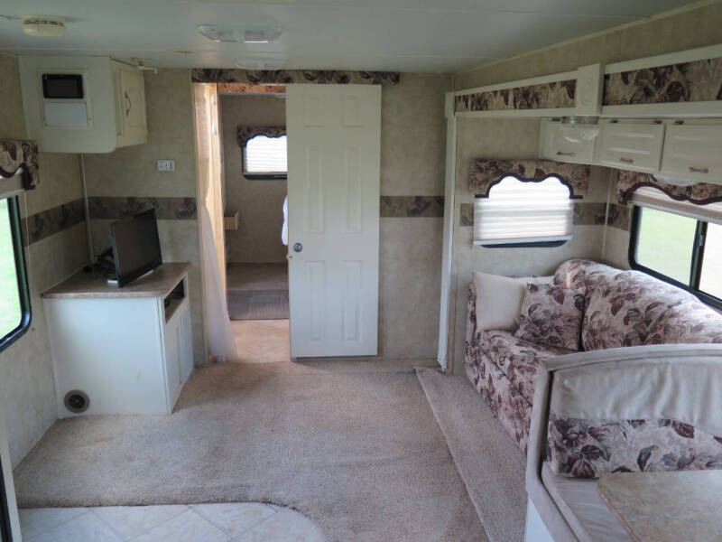 2006 Dutchmen RV Adirondack