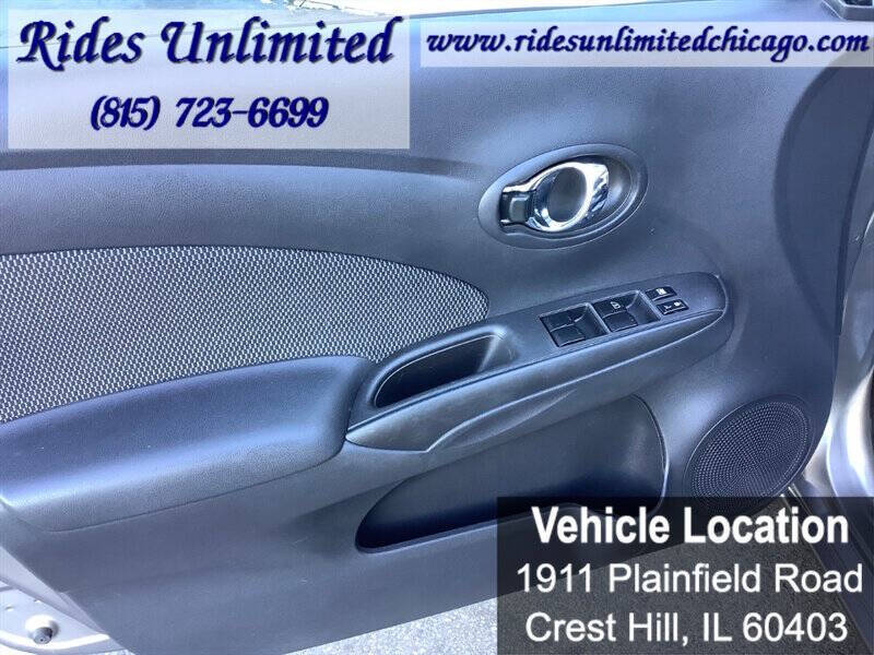 2015 Nissan Versa 1.6 SV