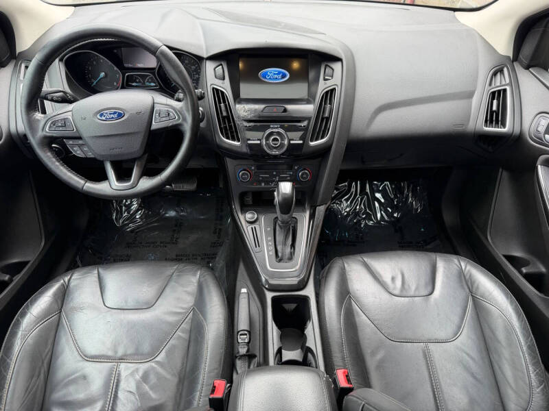 2016 Ford Focus Titanium