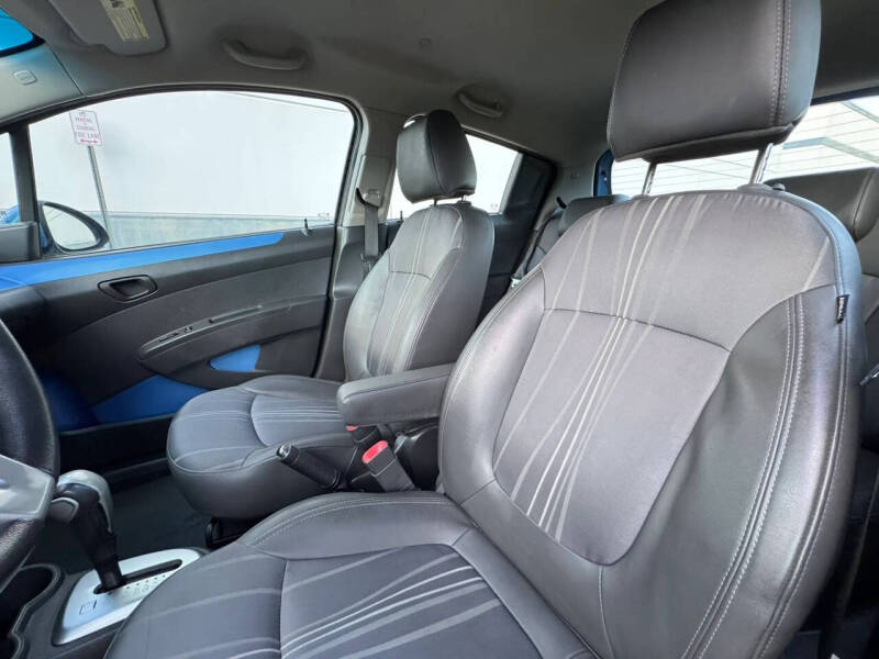 2013 Chevrolet Spark 1LT Auto