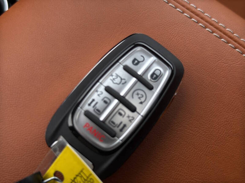 2026 Chrysler Pacifica Pinnacle