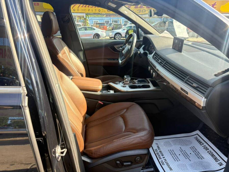 2018 Audi Q7 2.0T quattro Premium Plus