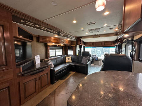2015 Fleetwood RV Excursion 35B