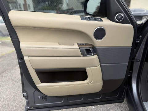 2017 Land Rover Range Rover Sport Supercharged Dynamic