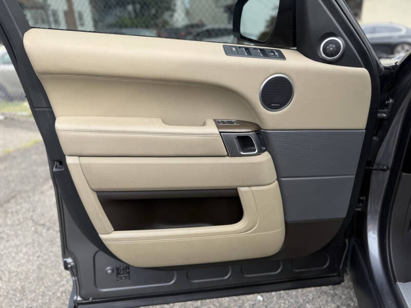 2017 Land Rover Range Rover Sport Supercharged Dynamic