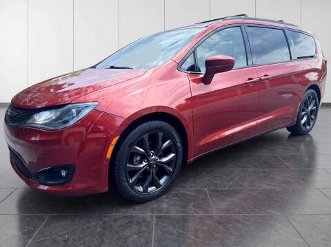 2018 Chrysler Pacifica Touring L