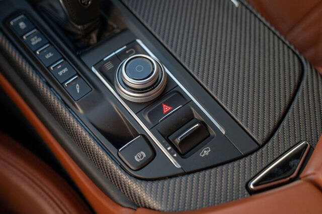 2019 Maserati Levante 32